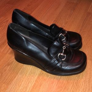 90s black leather wedge heels